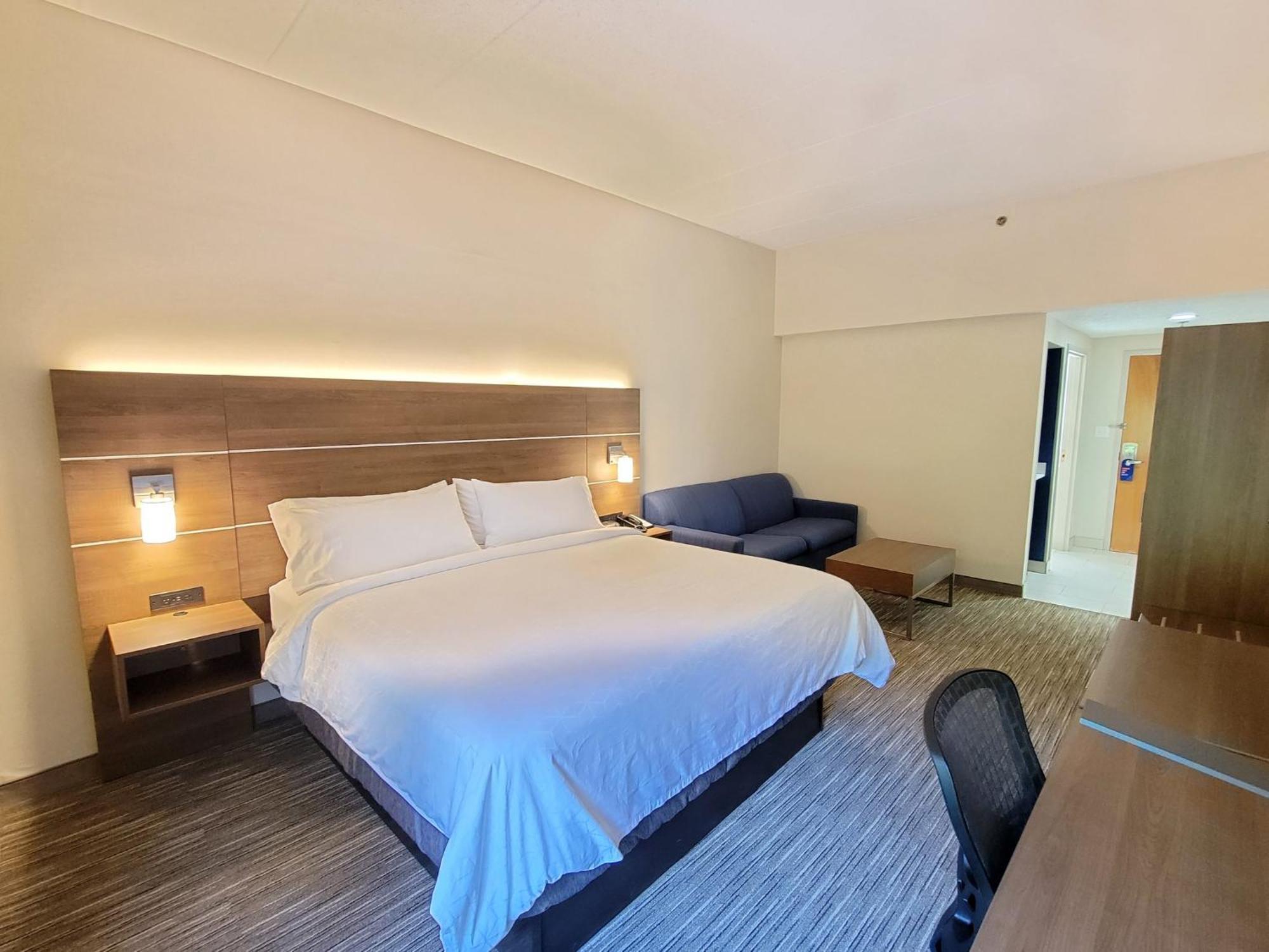 Holiday Inn Express Edgewood-Aberdeen-Bel Air Exteriör bild