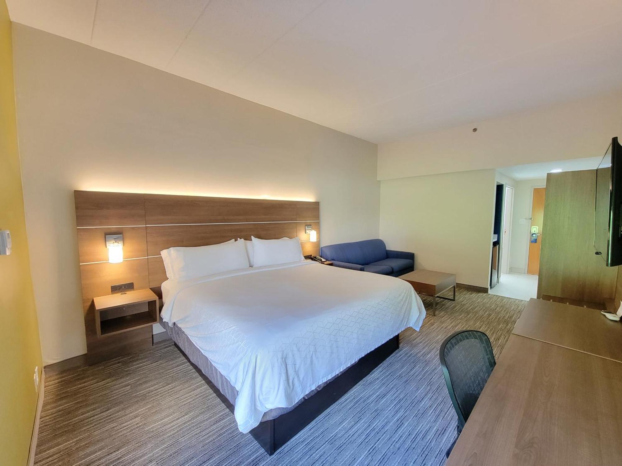 Holiday Inn Express Edgewood-Aberdeen-Bel Air Exteriör bild
