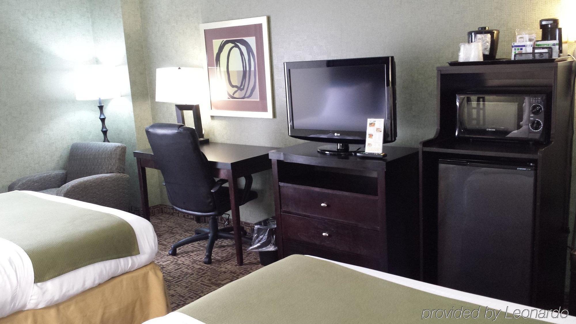 Holiday Inn Express Edgewood-Aberdeen-Bel Air Exteriör bild