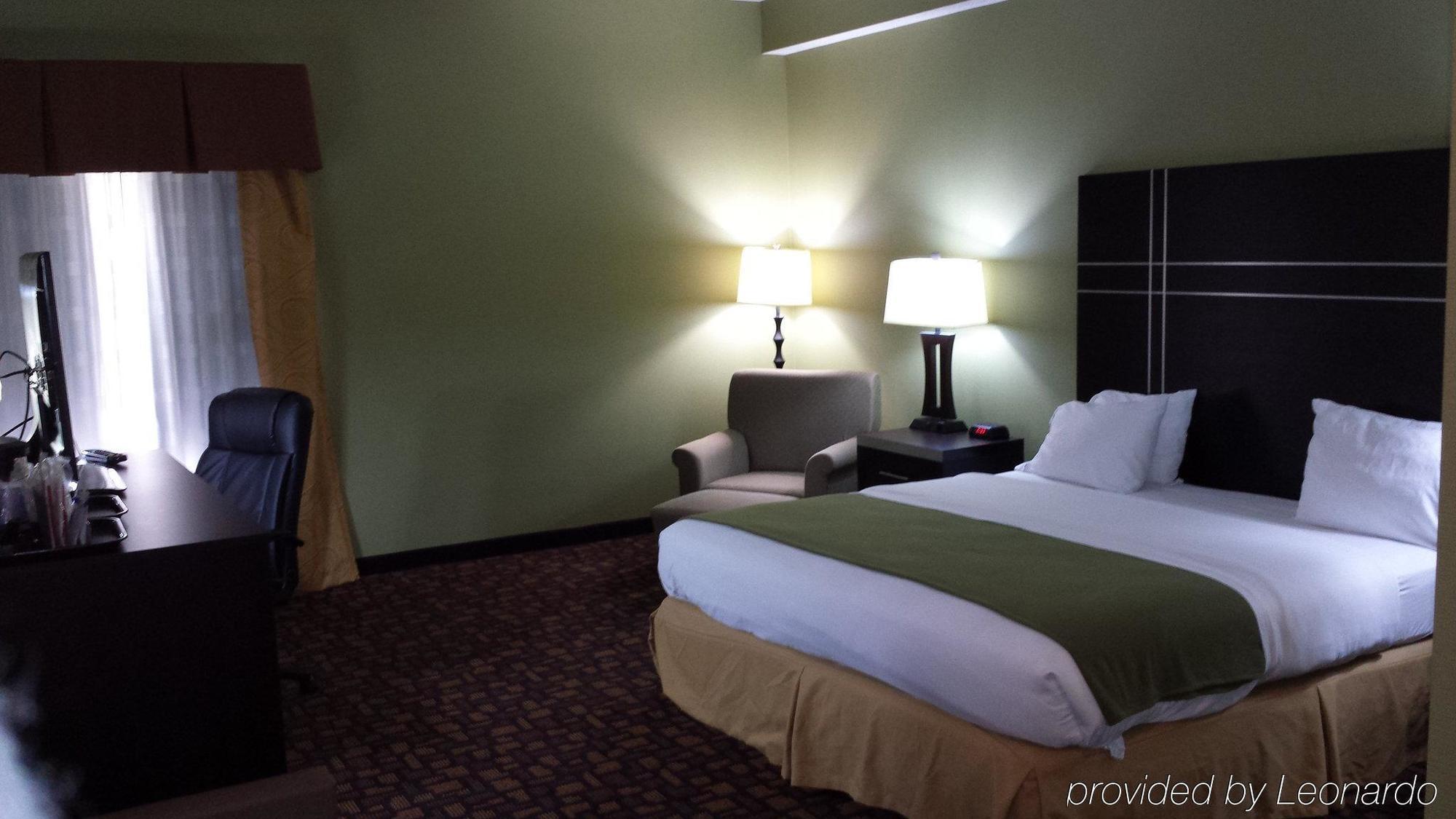 Holiday Inn Express Edgewood-Aberdeen-Bel Air Exteriör bild