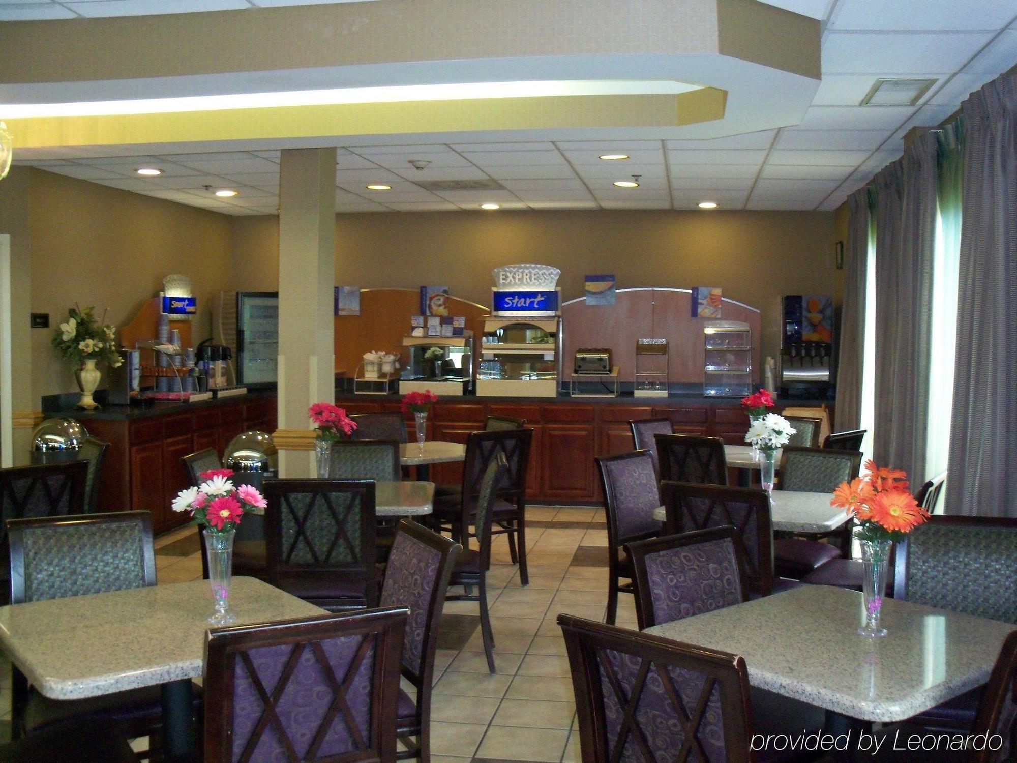 Holiday Inn Express Edgewood-Aberdeen-Bel Air Exteriör bild