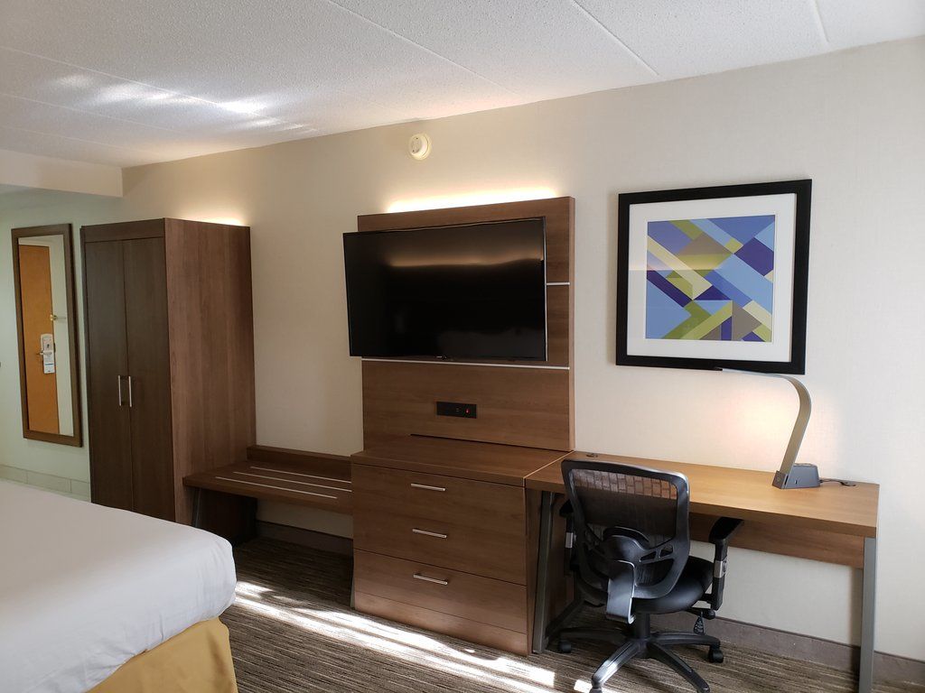 Holiday Inn Express Edgewood-Aberdeen-Bel Air Exteriör bild